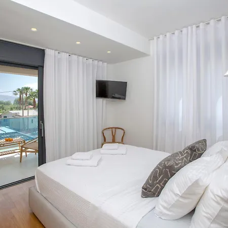 Aquamarina Villa Lefkada City