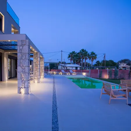 Aquamarina Lefkada City