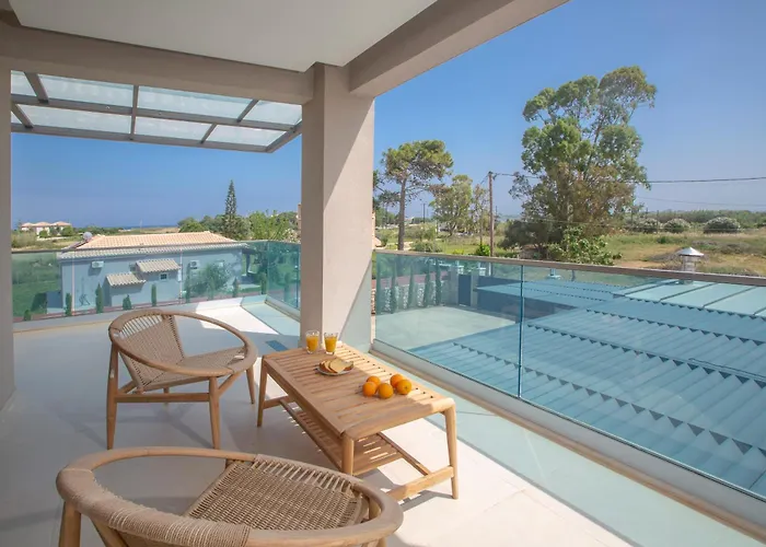 Aquamarina Villa *